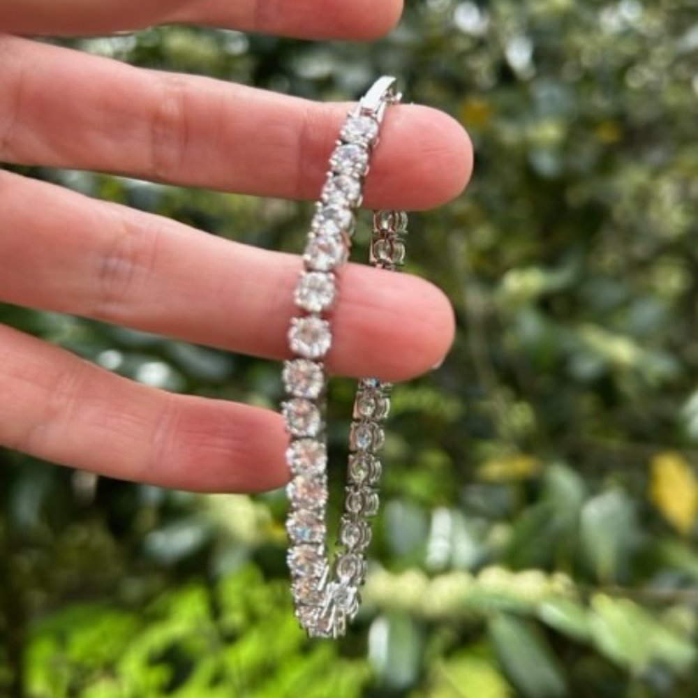 VTG CZ Rhinestone Rhodium Plated Quality Tennis Bracelet - Picture 2 of 6